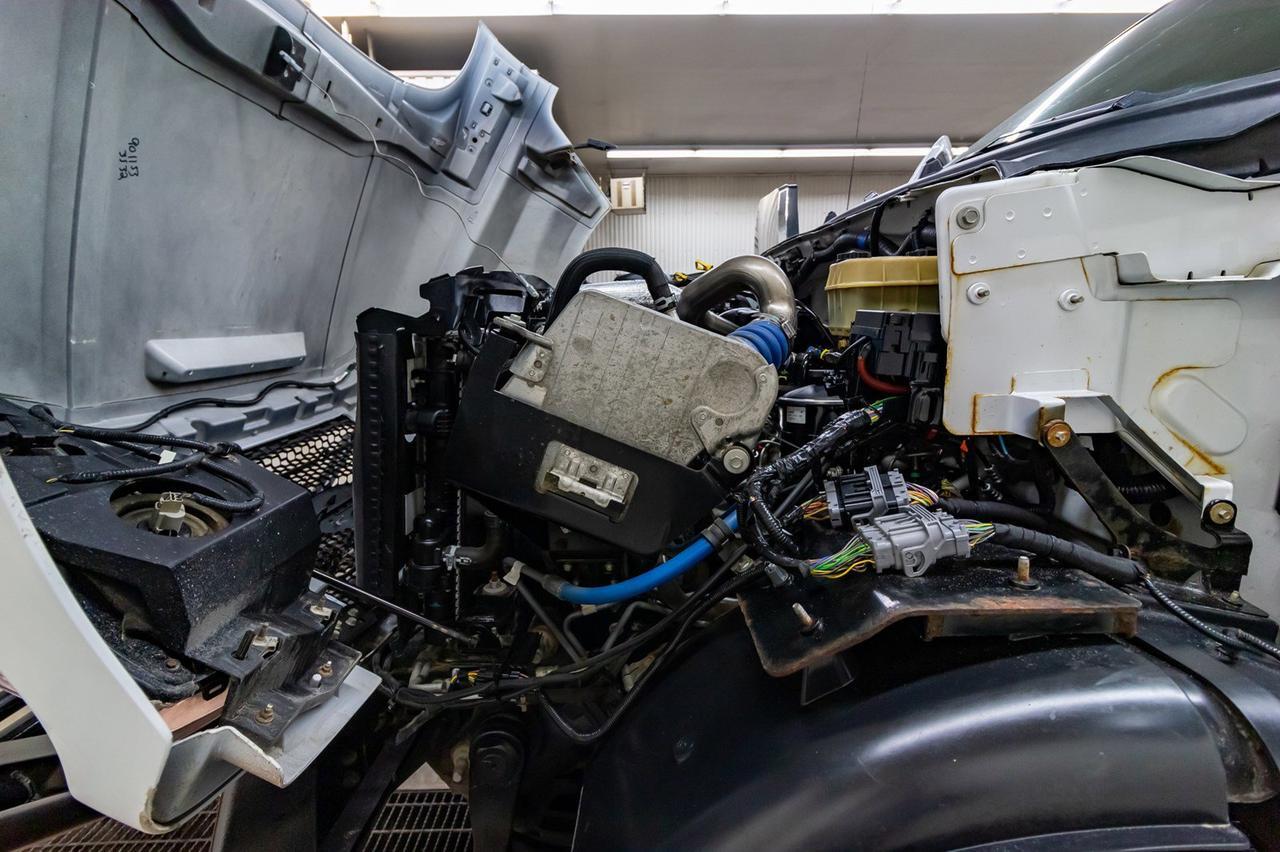 2016 Ford F-750 Crew Cab STR Deck Diesel Red Deer AB