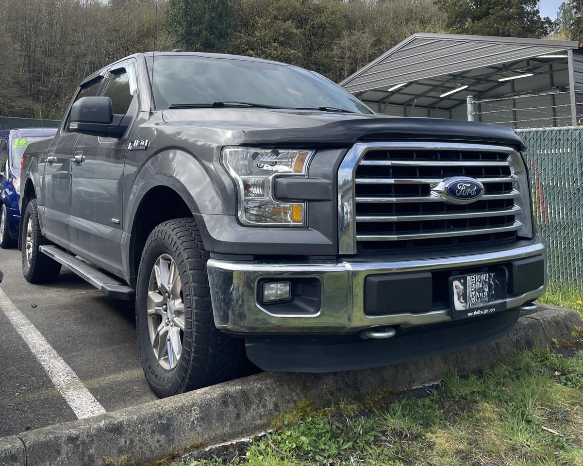 2016 Ford F150 SuperCrew Cab XLT Pickup 4D 5 1/2 ft