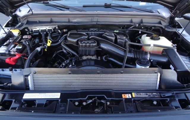 2016 Ford F350 ~ Crew Cab ~ Only 28K Miles! Rocklin CA