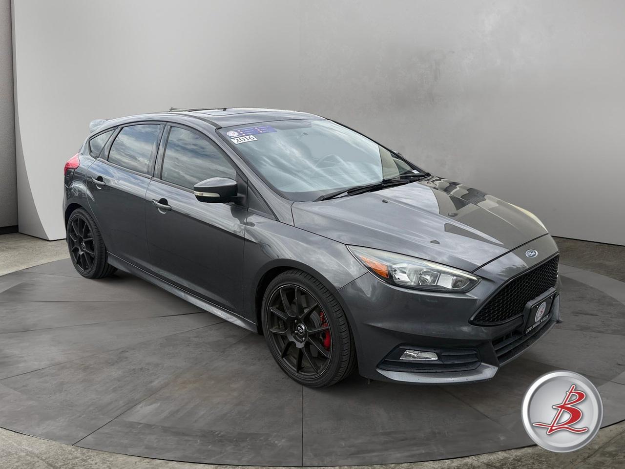 2016 Ford FOCUS ST