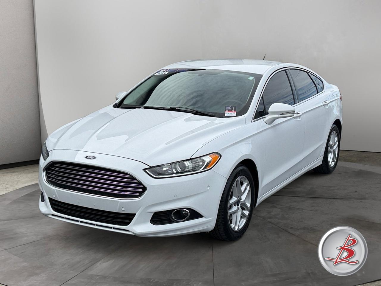 2016 Ford FUSION SE