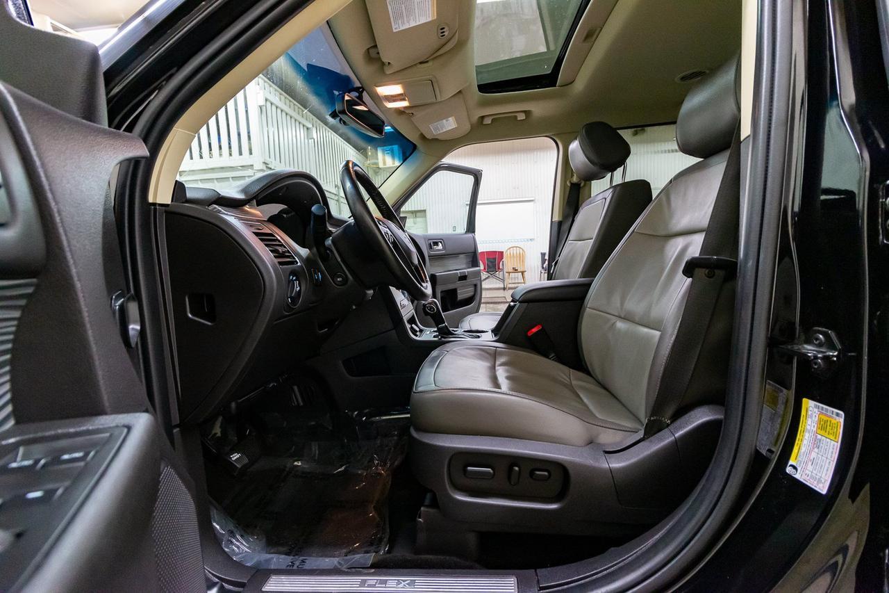 2016 Ford Flex AWD Limited Leather Roof Nav Red Deer AB