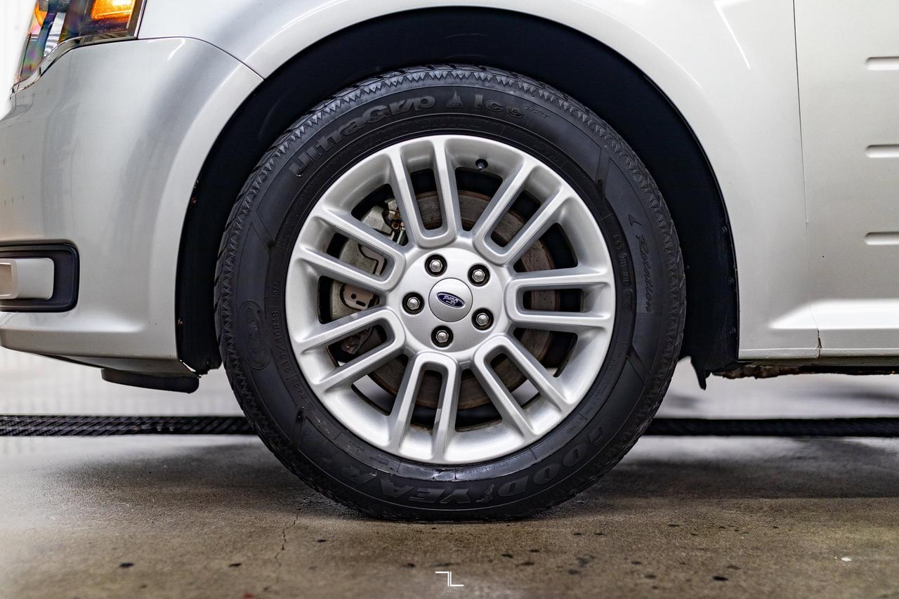 2016 Ford Flex AWD SEL BCam 3rd Row Red Deer AB