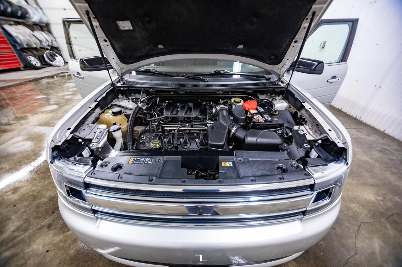 2016 Ford Flex AWD SEL BCam 3rd Row Red Deer AB