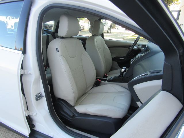 2016 Ford Focus Electric Hatchback Plano TX