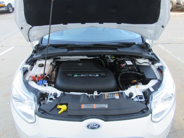 2016 Ford Focus Electric Hatchback Plano TX