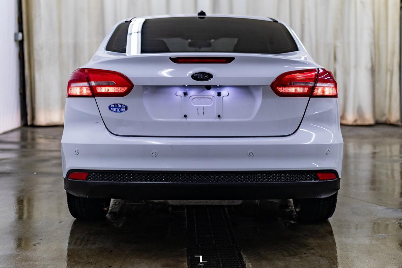 2016 Ford Focus SE BCam Red Deer AB