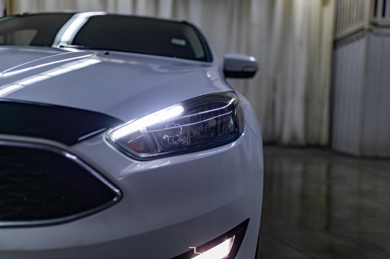 2016 Ford Focus SE BCam Red Deer AB