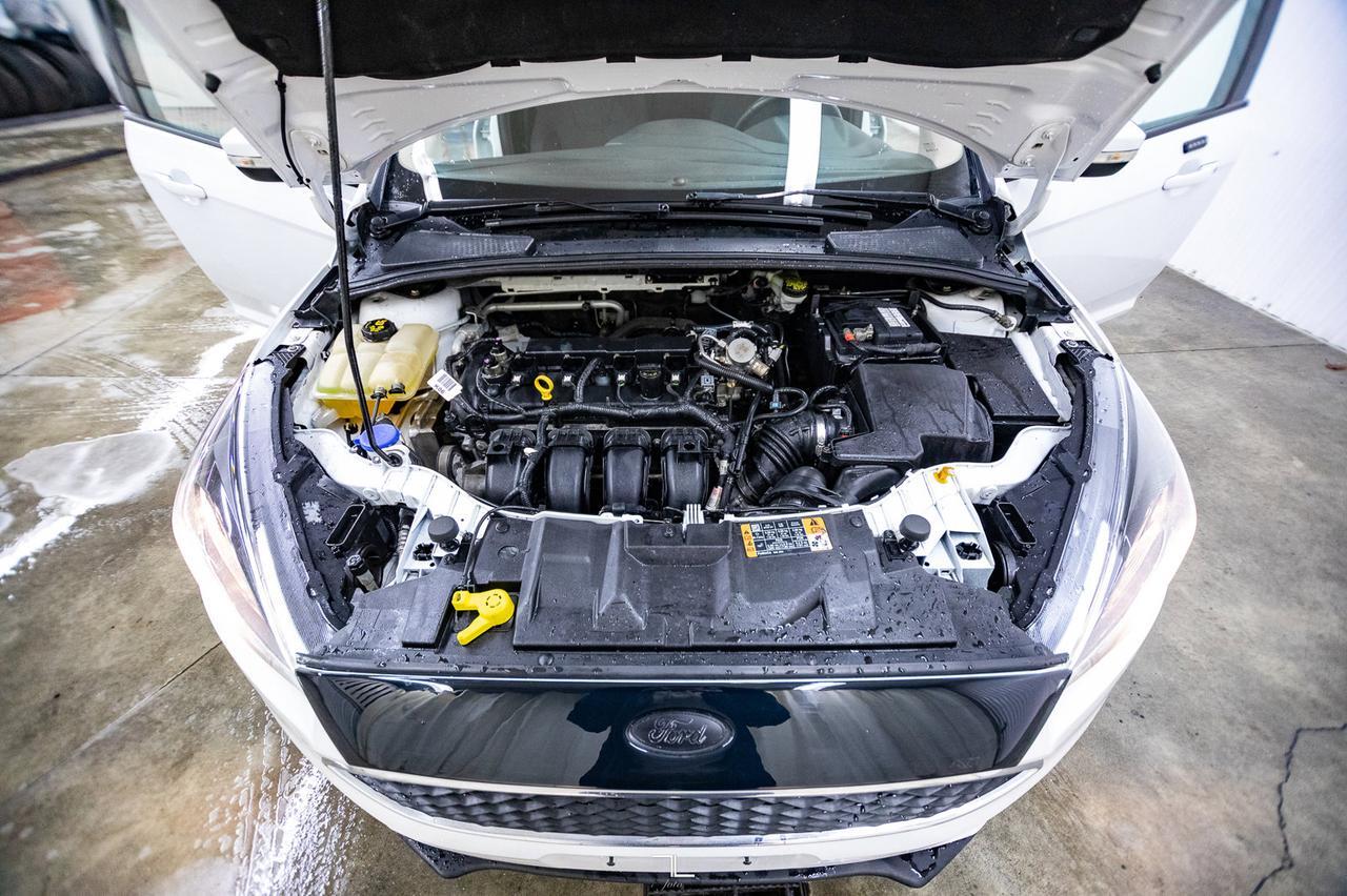 2016 Ford Focus SE BCam Red Deer AB