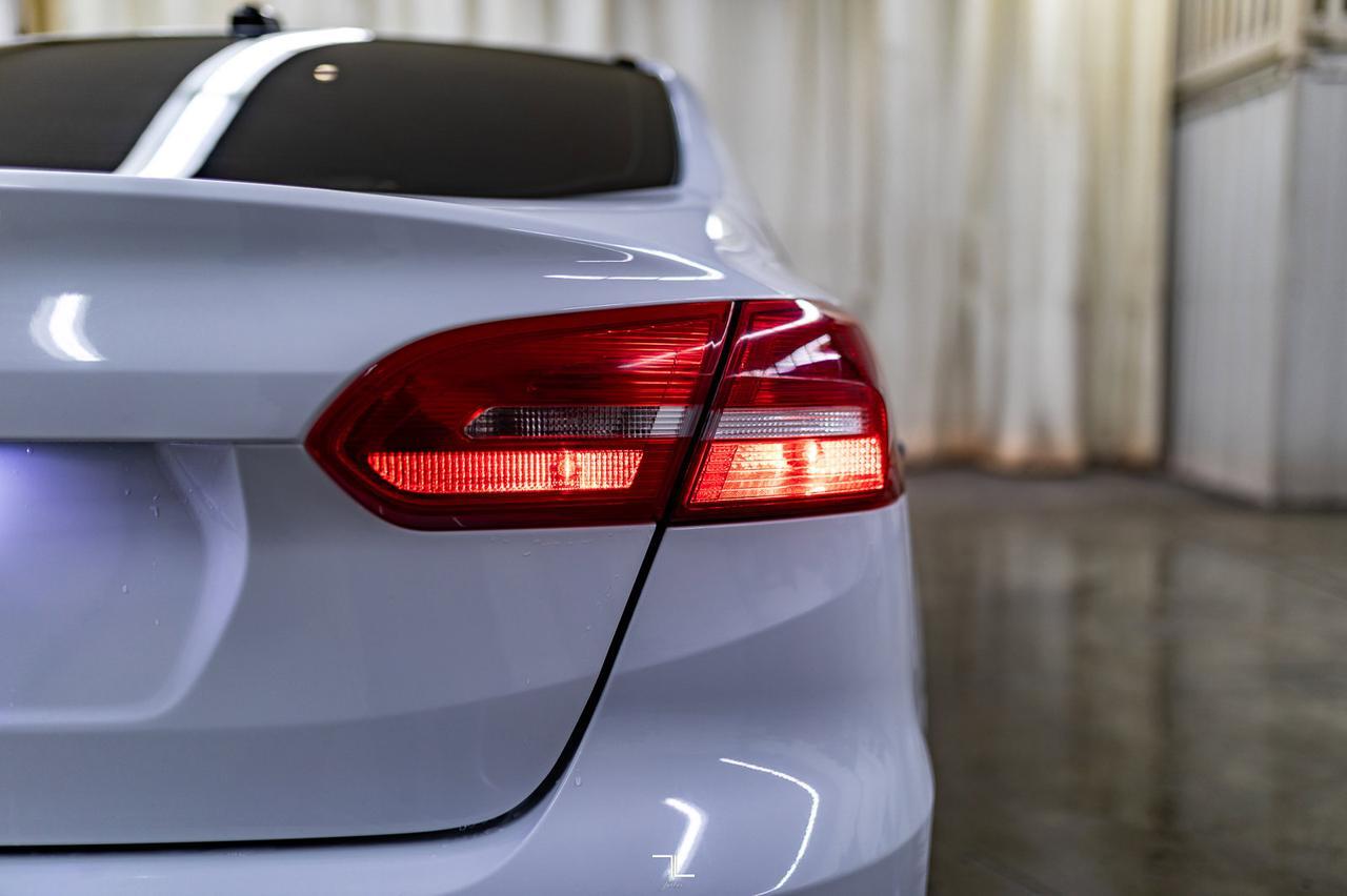 2016 Ford Focus SE BCam Red Deer AB