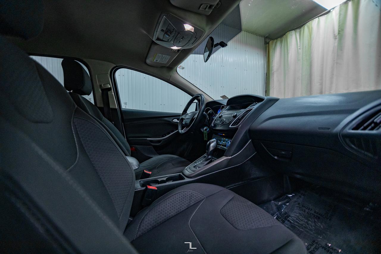 2016 Ford Focus SE BCam Red Deer AB