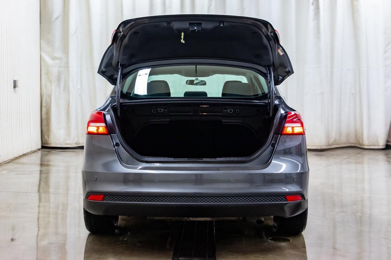 2016 Ford Focus SE BCam Red Deer AB