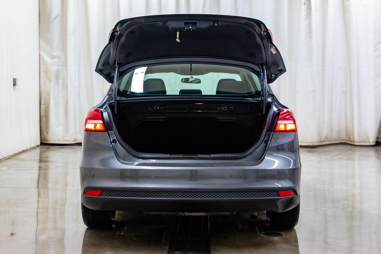 2016 Ford Focus SE BCam Red Deer AB