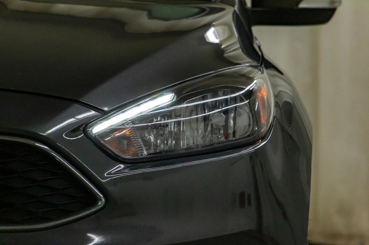 2016 Ford Focus SE BCam Red Deer AB
