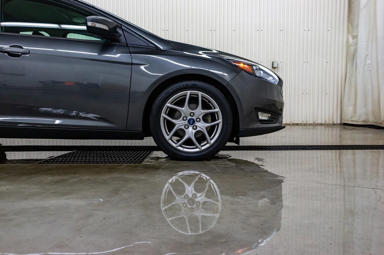 2016 Ford Focus SE BCam Red Deer AB