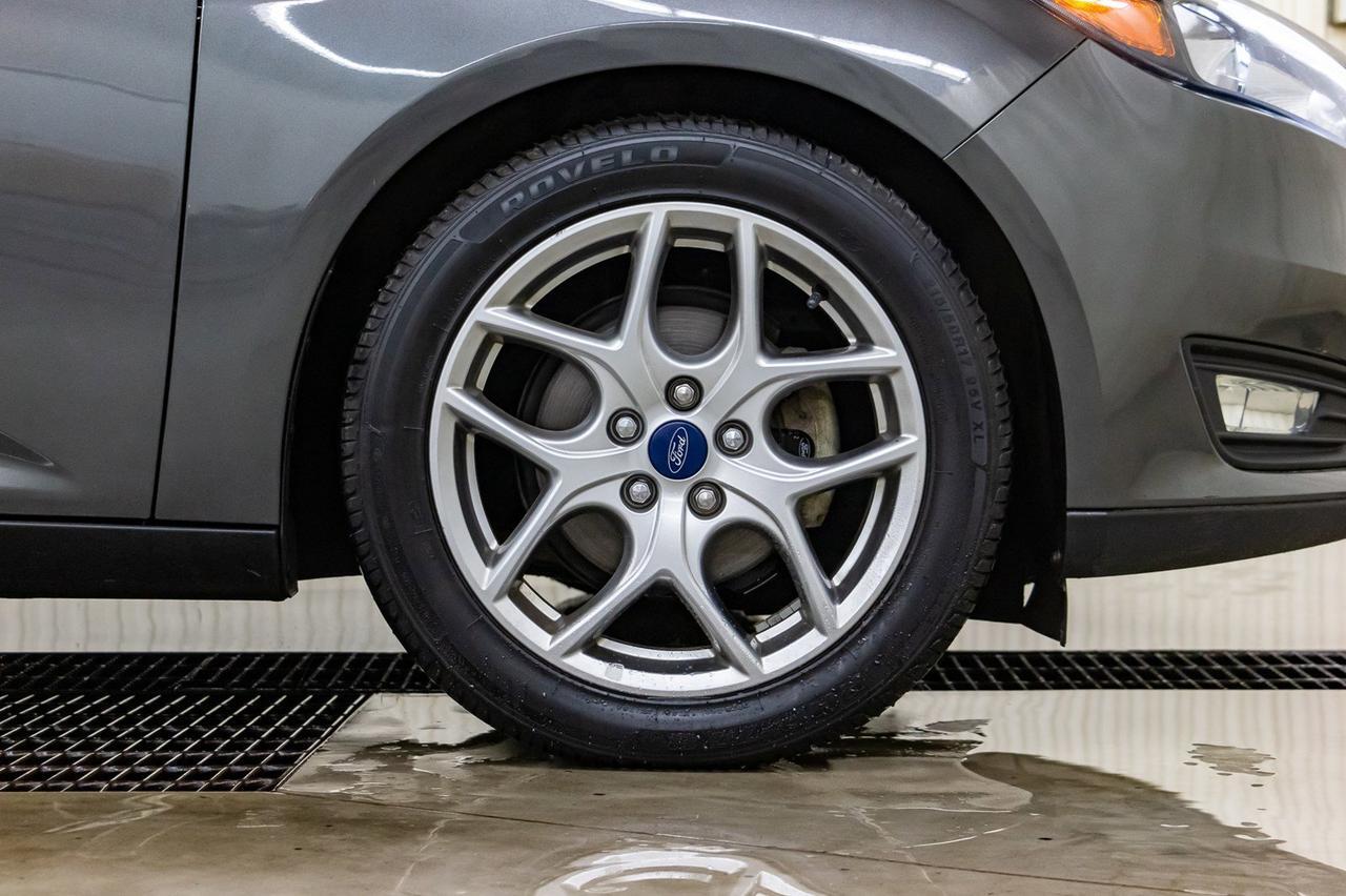 2016 Ford Focus SE BCam Red Deer AB