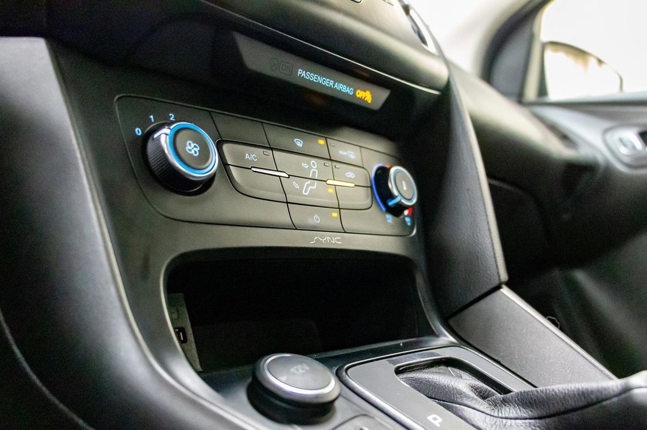 2016 Ford Focus SE BCam Red Deer AB