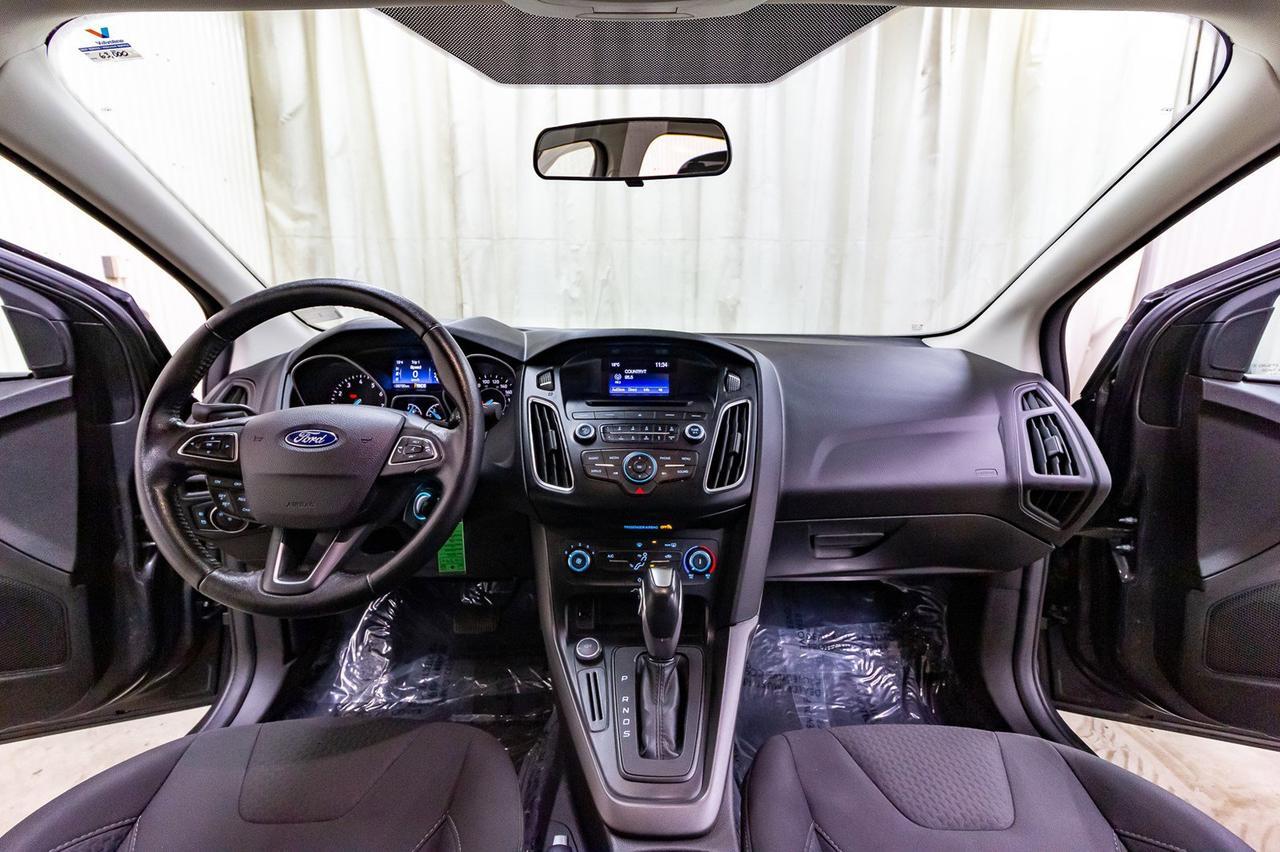 2016 Ford Focus SE BCam Red Deer AB