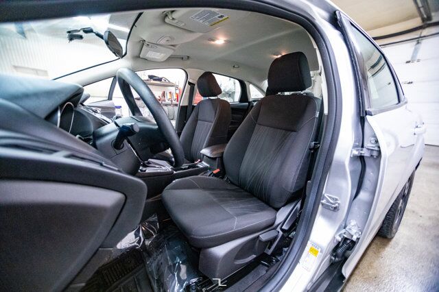 2016 Ford Focus SE BCam Red Deer AB