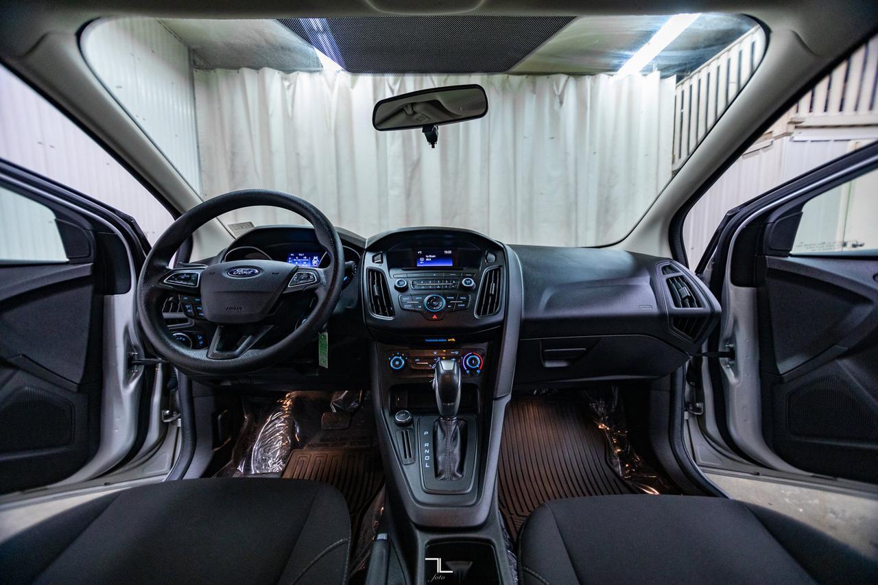 2016 Ford Focus SE BCam Red Deer AB