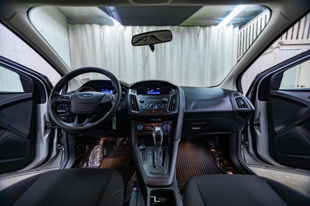 2016 Ford Focus SE BCam Red Deer AB