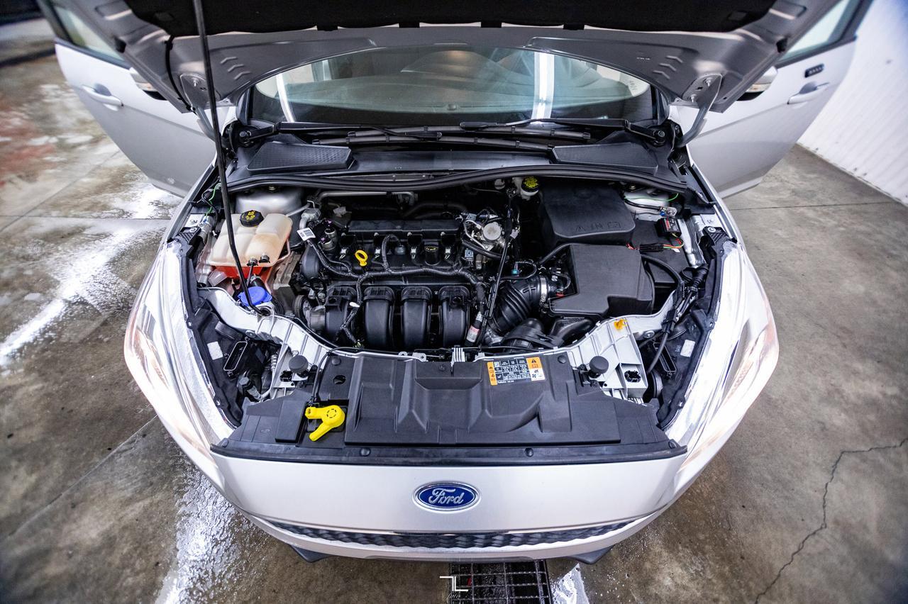 2016 Ford Focus SE BCam Red Deer AB