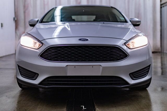 2016 Ford Focus SE BCam Red Deer AB