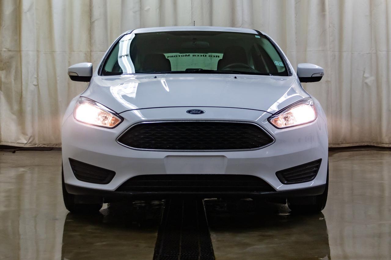 2016 Ford Focus SE Hatchback BCam Red Deer AB