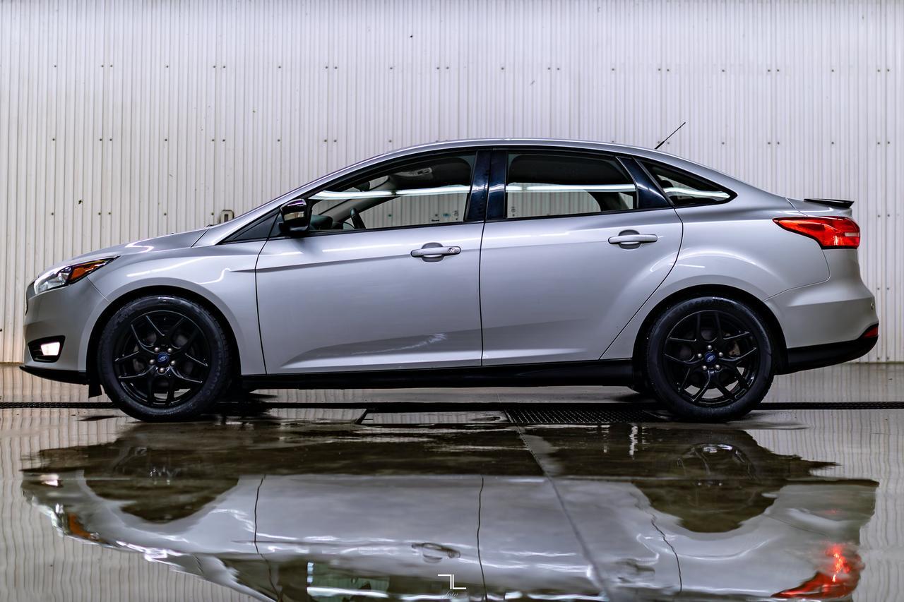 2016 Ford Focus SE Nav BCam Red Deer AB