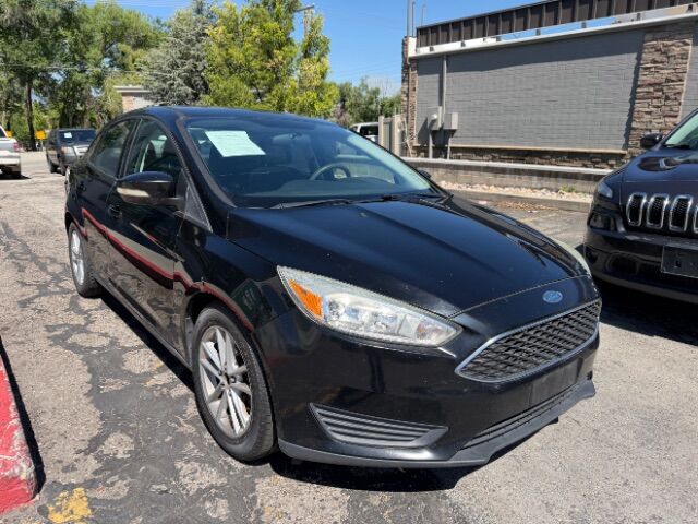2016 Ford Focus Sedan SE's photo