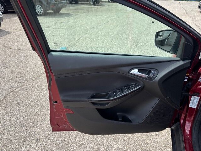 2016 Ford Focus Titanium Cleveland OH
