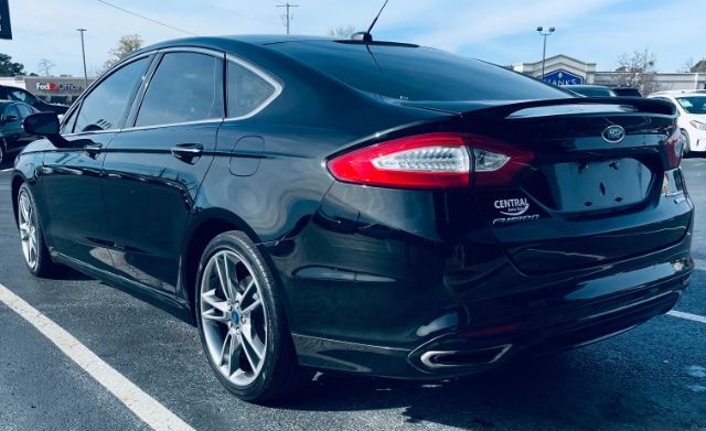 2016 Ford Fusion- SAR Titanium