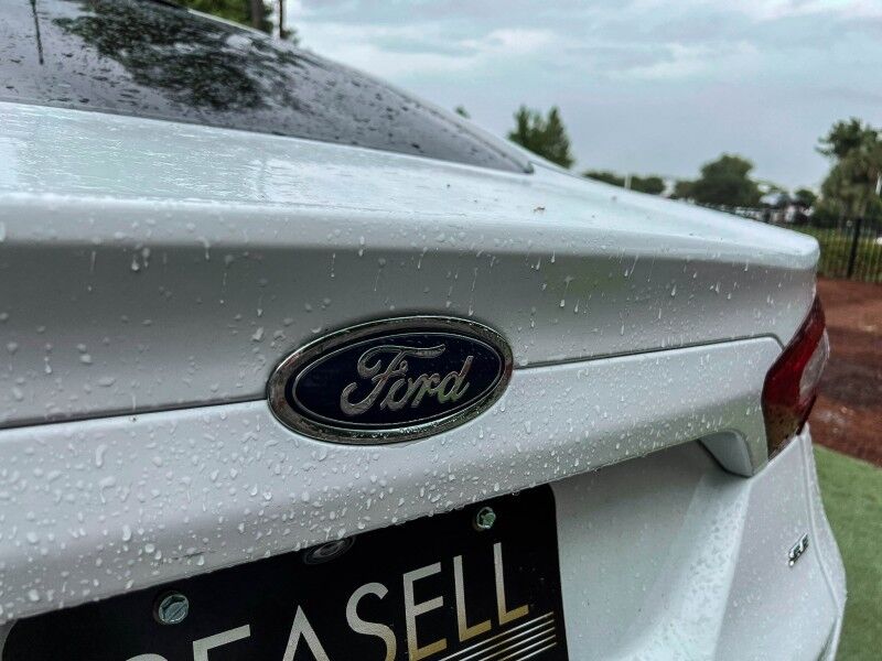 2016 Ford Fusion Energi SE Luxury Wilmington NC