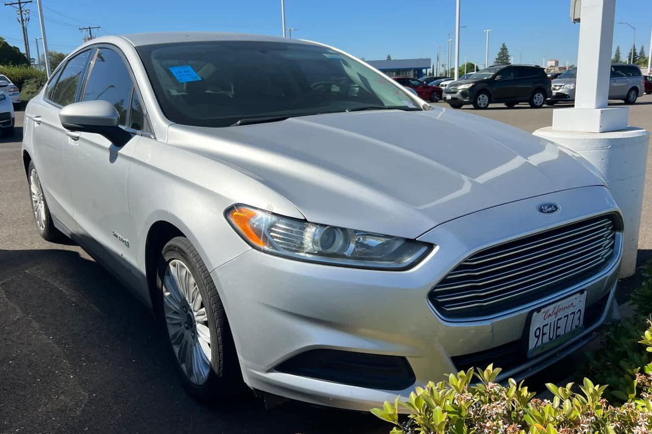 2016 Ford Fusion Hybrid S Hybrid