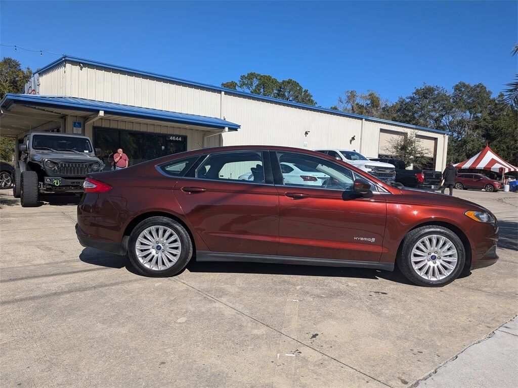 2016 Ford Fusion Hybrid S