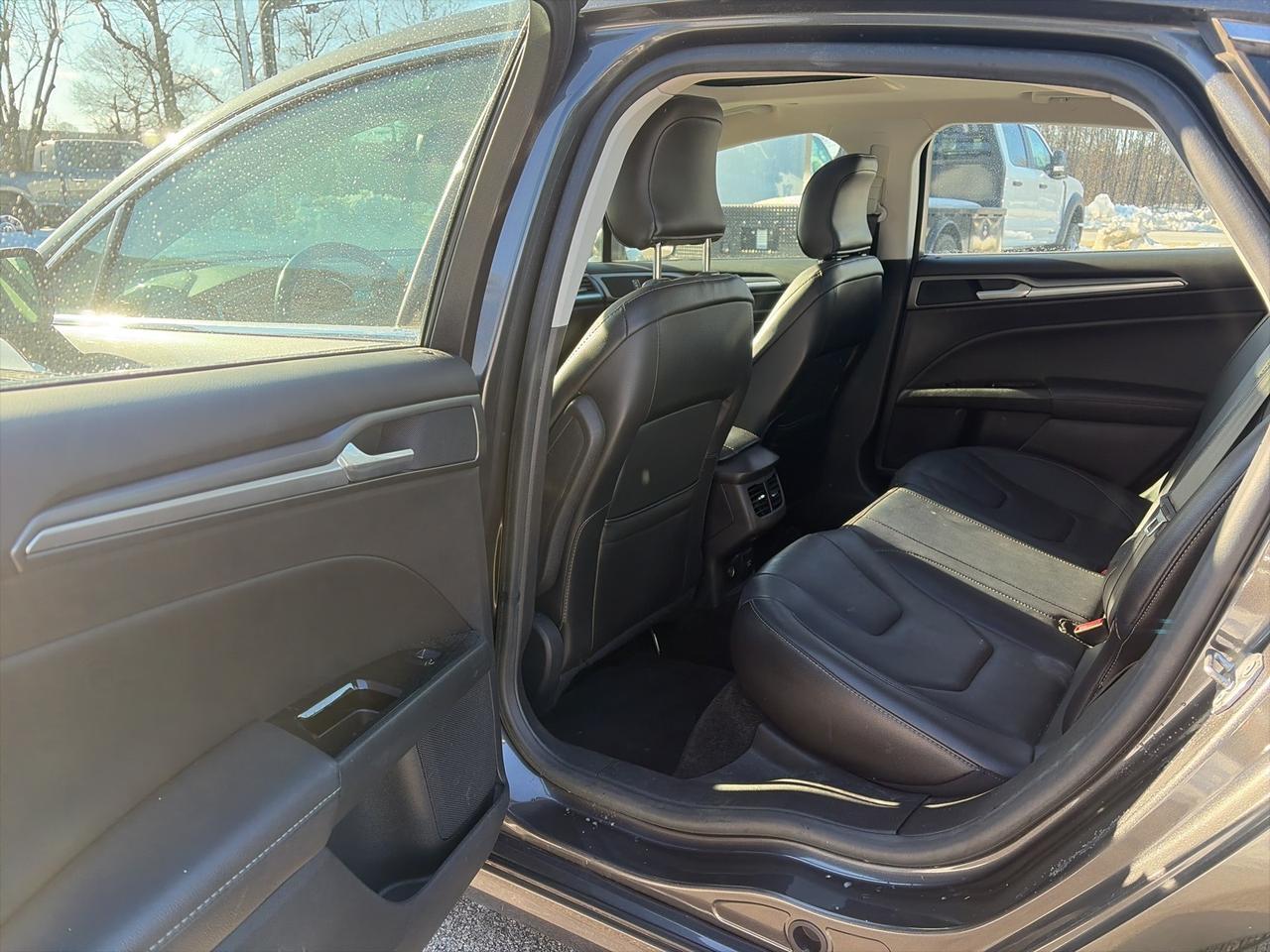 2016 Ford Fusion Hybrid Titanium Springfield VA