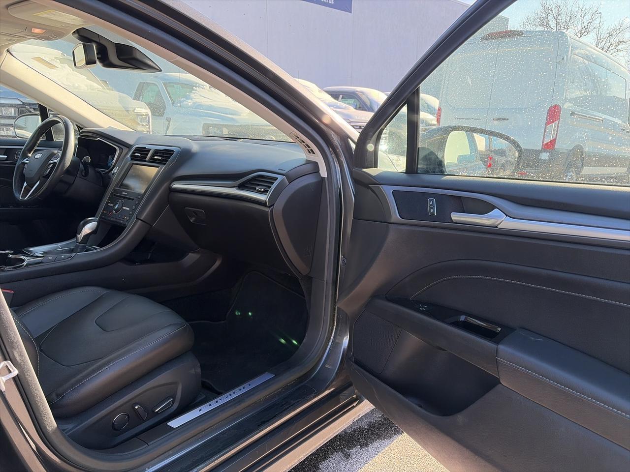 2016 Ford Fusion Hybrid Titanium Springfield VA