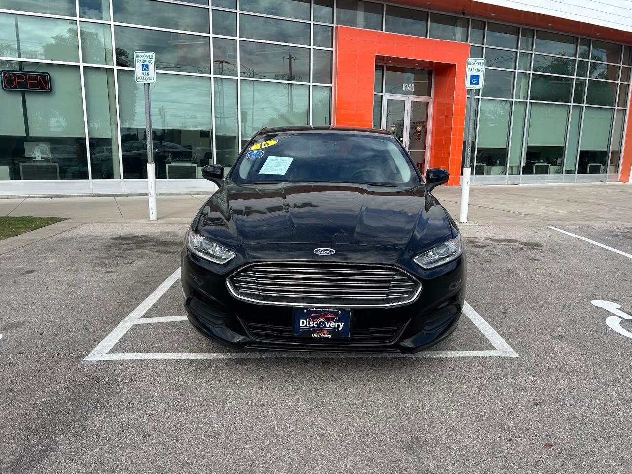 2016 Ford Fusion S