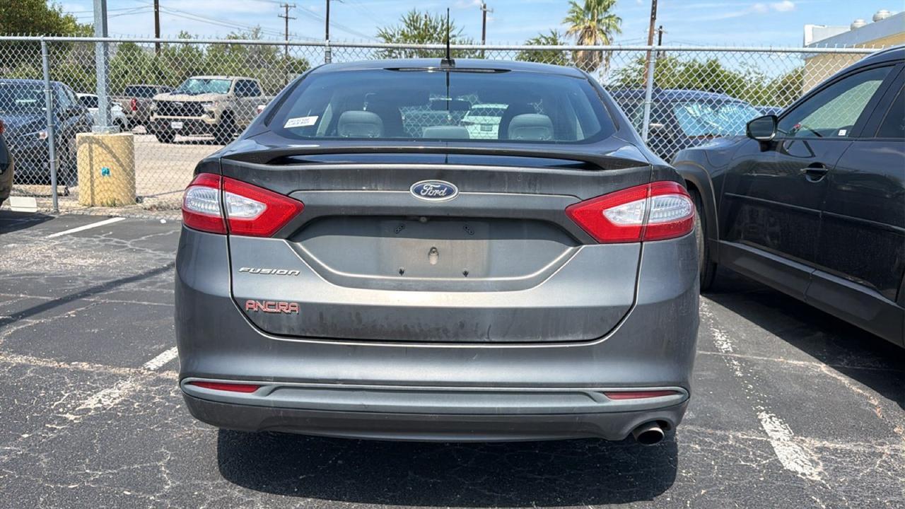 2016 Ford Fusion S