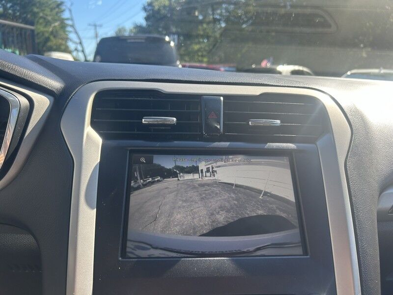 2016 Ford Fusion SE- LEATHER - TECH PACKAGE Webster MA