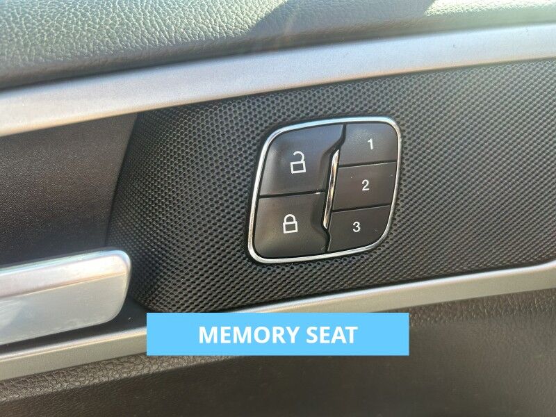 2016 Ford Fusion SE- LEATHER - TECH PACKAGE Webster MA