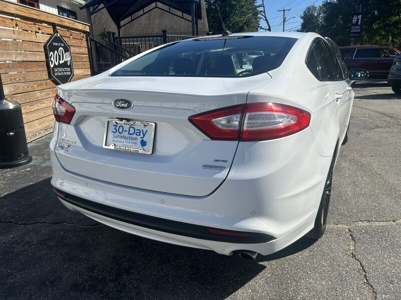 2016 Ford Fusion SE- LEATHER - TECH PACKAGE Webster MA