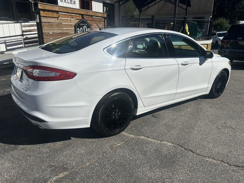 2016 Ford Fusion SE- LEATHER - TECH PACKAGE Webster MA