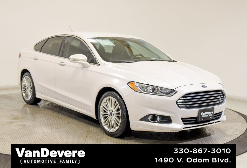 Used 2016 Ford Fusion SE AWD
