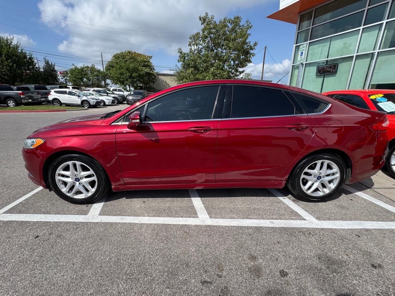 2016 Ford Fusion SE