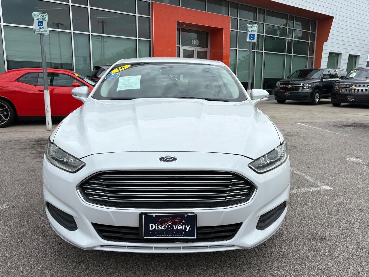 2016 Ford Fusion SE