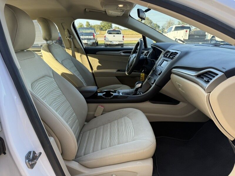 2016 Ford Fusion SE Collinsville OK