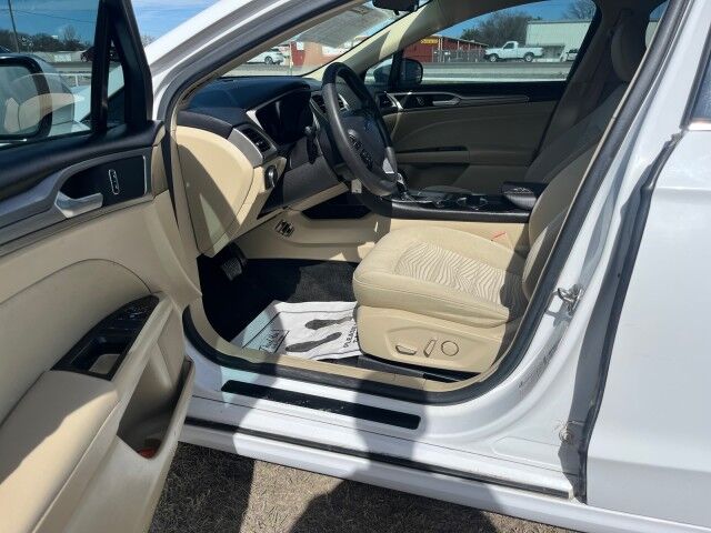 2016 Ford Fusion SE Gainesville TX