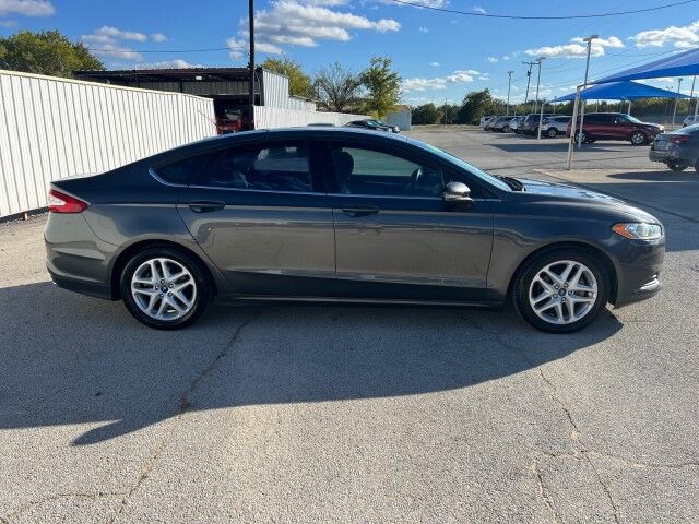 2016 Ford Fusion SE Gainesville TX 2016 Ford Fusion SE Gainesville TX