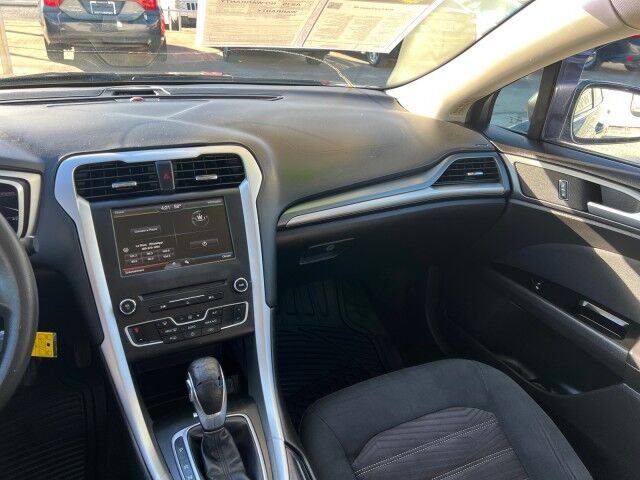 2016 Ford Fusion SE Gainesville TX 2016 Ford Fusion SE Gainesville TX